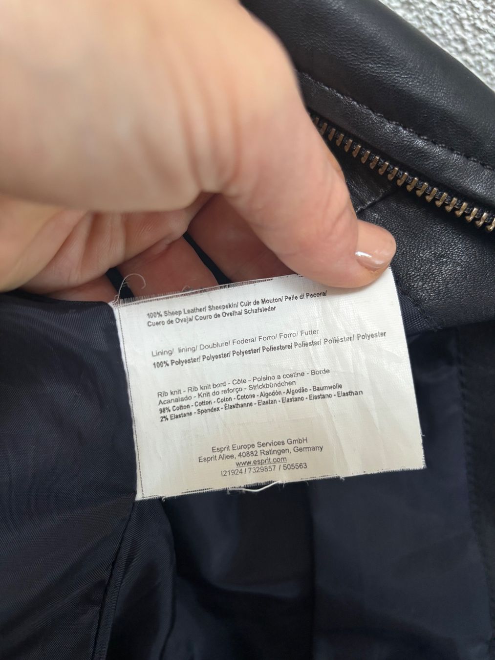 Esprit Jacken: Schwarze Echtlederjacke – Gebraucht aus Winterthur von D_Zel97 5