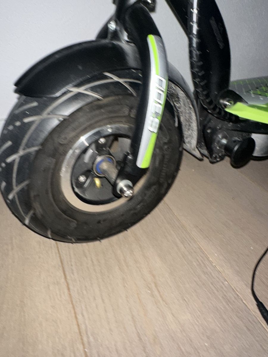 Scooter: Scooter s300 – Usato da Altendorf venduto da Quietwater 2