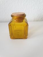 Glasfläschchen mit Korkverschluss