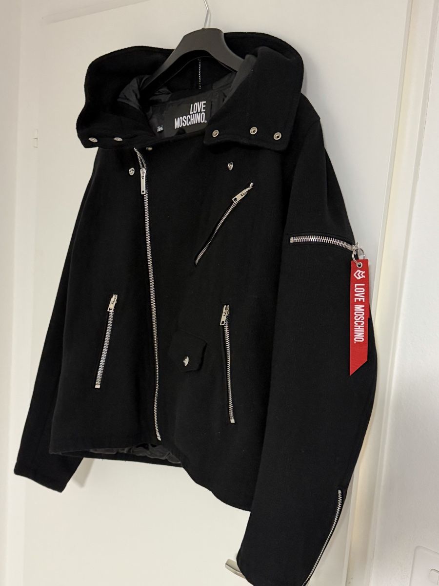 Moschino Giacche: Love Moschino 54 – Nuovo (secondo la descrizione) da Schaffhausen venduto da zemerflori1