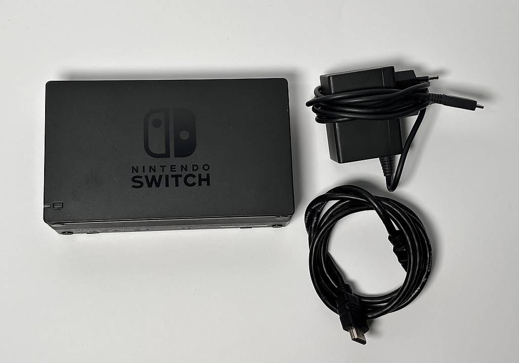 Nintendo Konsolen: Nintendo Switch Console + Animal Crossing – Gebraucht aus Gordola von kar_gy5g 7