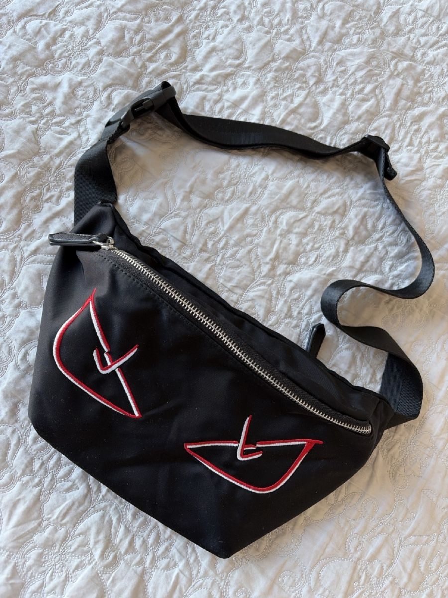 Fendi Autres vêtements & accessoires: Fendi bag – D'occasion à Wallisellen par Chatswood_8hwh 5