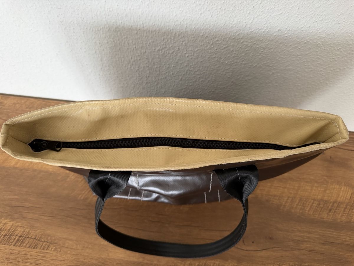 Freitag Taschen: FREITAG F72 DONNA BRAUN – Gebraucht aus Brügg BE von Goob 7
