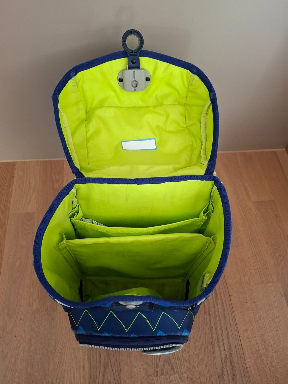 Ergobag Borse & Zaini: Schulranzen Ergobag blau gemustert guter Zustand – Usato da Zofingen venduto da Bred80 3