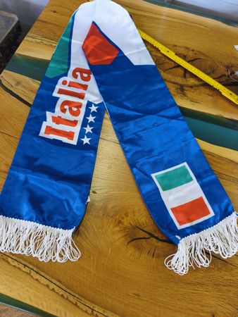 FAN SCHAL von Italy (A2)