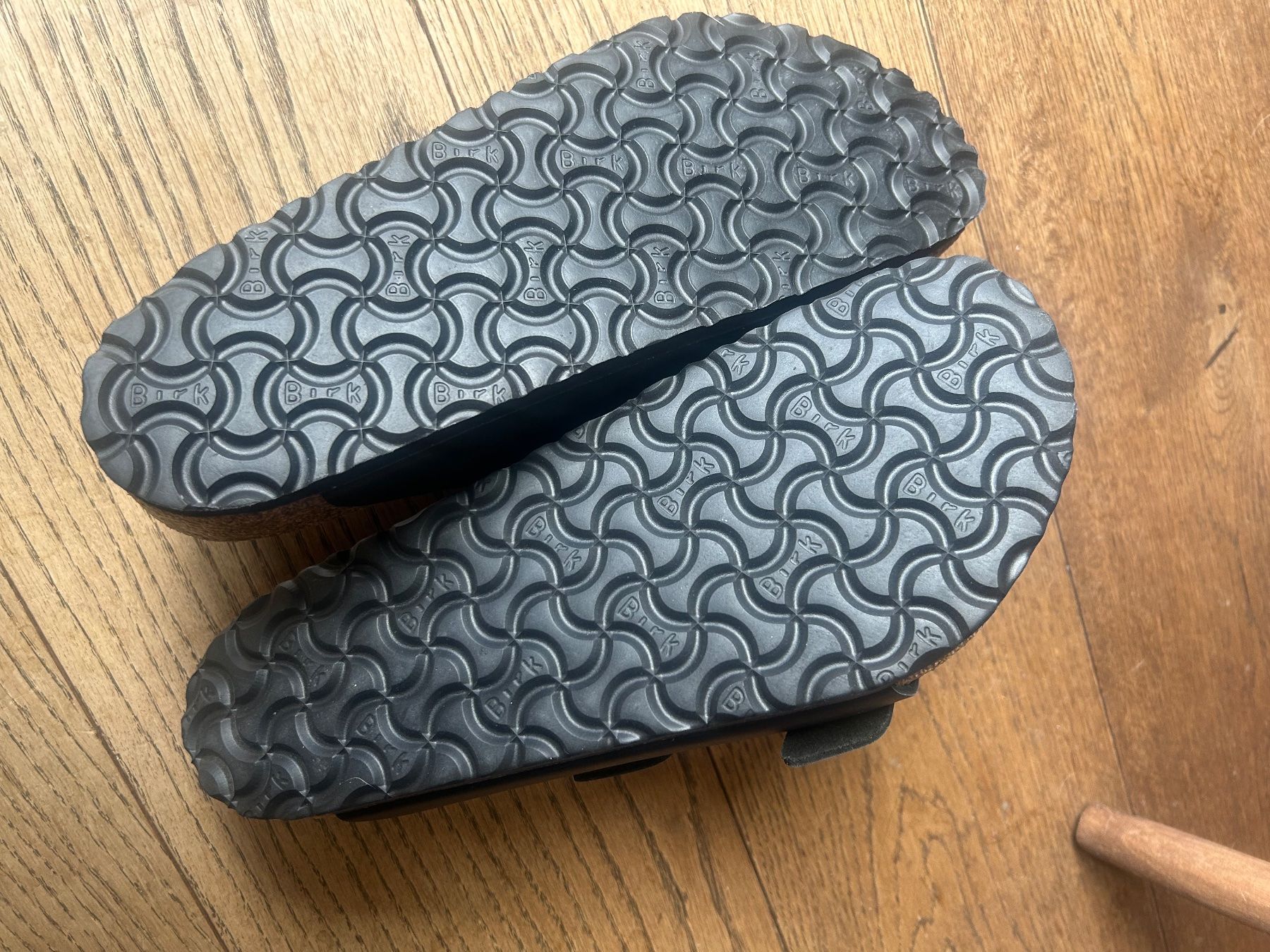 Scarpe da uomo: Birkenstock schwarz – Nuovo (secondo la descrizione) da Brüttisellen venduto da JJ010 2
