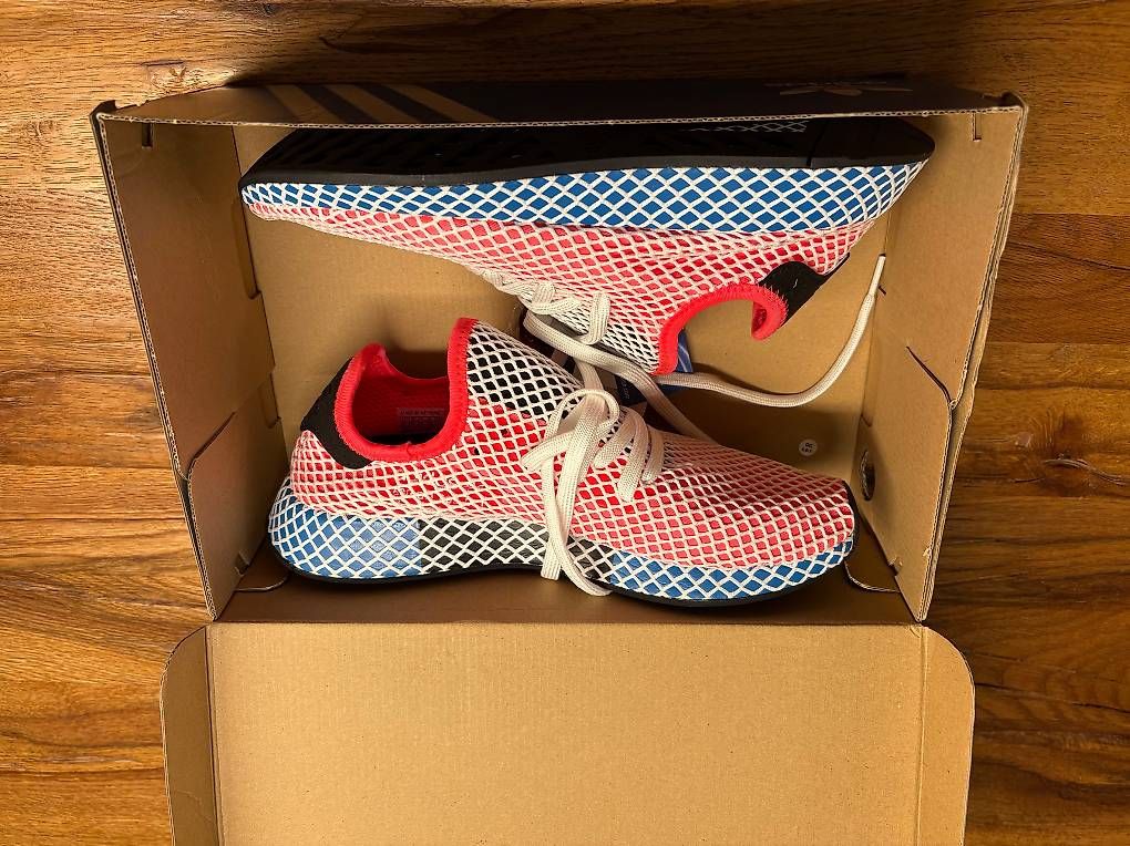 Adidas Scarpe da uomo: Adidas Derrupt Runner Solar Red/ Bluebird – Nuovo (secondo la descrizione) da Zürich venduto da lin_2f6p 2