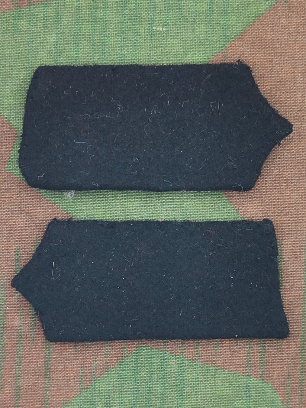 Schweizer Armee Placchette & Badge: Kragenpatten Ord. 1914/26 – Usato da Bauma venduto da SwissMilitaria
