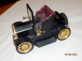 Oldtimer, Benzinfeuerzeug, kein Kinderspielzeug, 16L 10B 10H