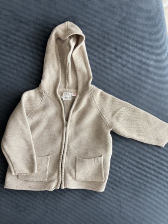 Zara Strickjacke mit Kapuze, Beige, Grösse 92 Top Zustand!