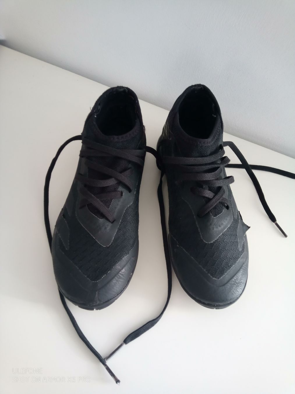 Scarpe per ragazzi: Adidas Predator Hallenschuhe, Grösse 34, Schwarz – Usato da Volketswil venduto da Car1 1
