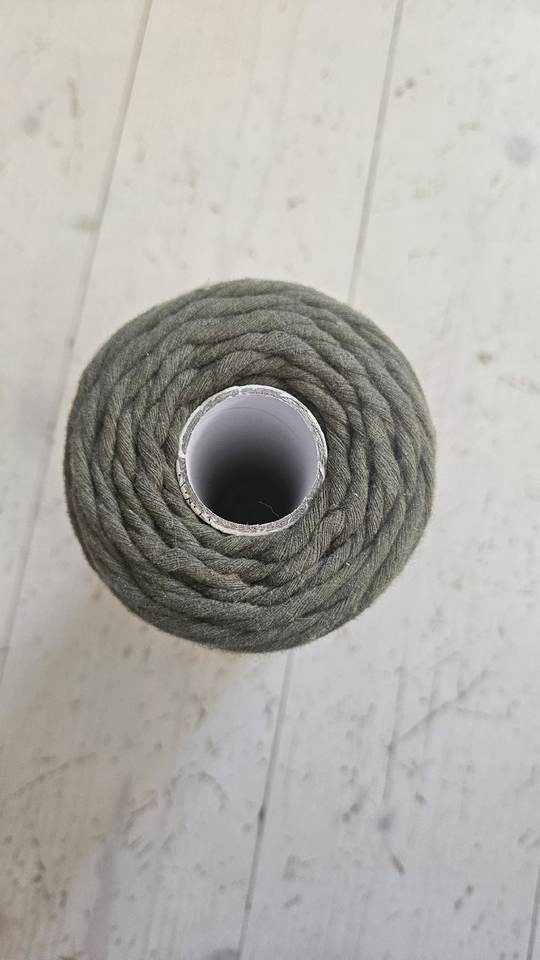 Kordeln & Faden: Bobbiny Makramee Garn Avocado 3mm 100m neu  – Neu und originalverpackt aus Zürich von tri_r96f 2