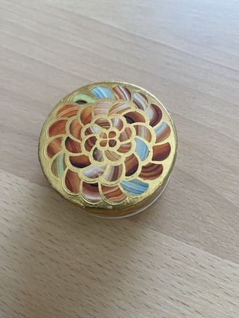 Guerlain poudre visage et corps dorée Les Météorites