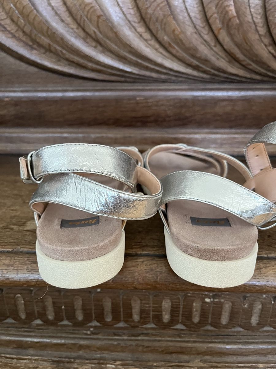 Scarpe da donna: Bata Sandalen Gr 37 – Usato da Uetikon am See venduto da erz13 1