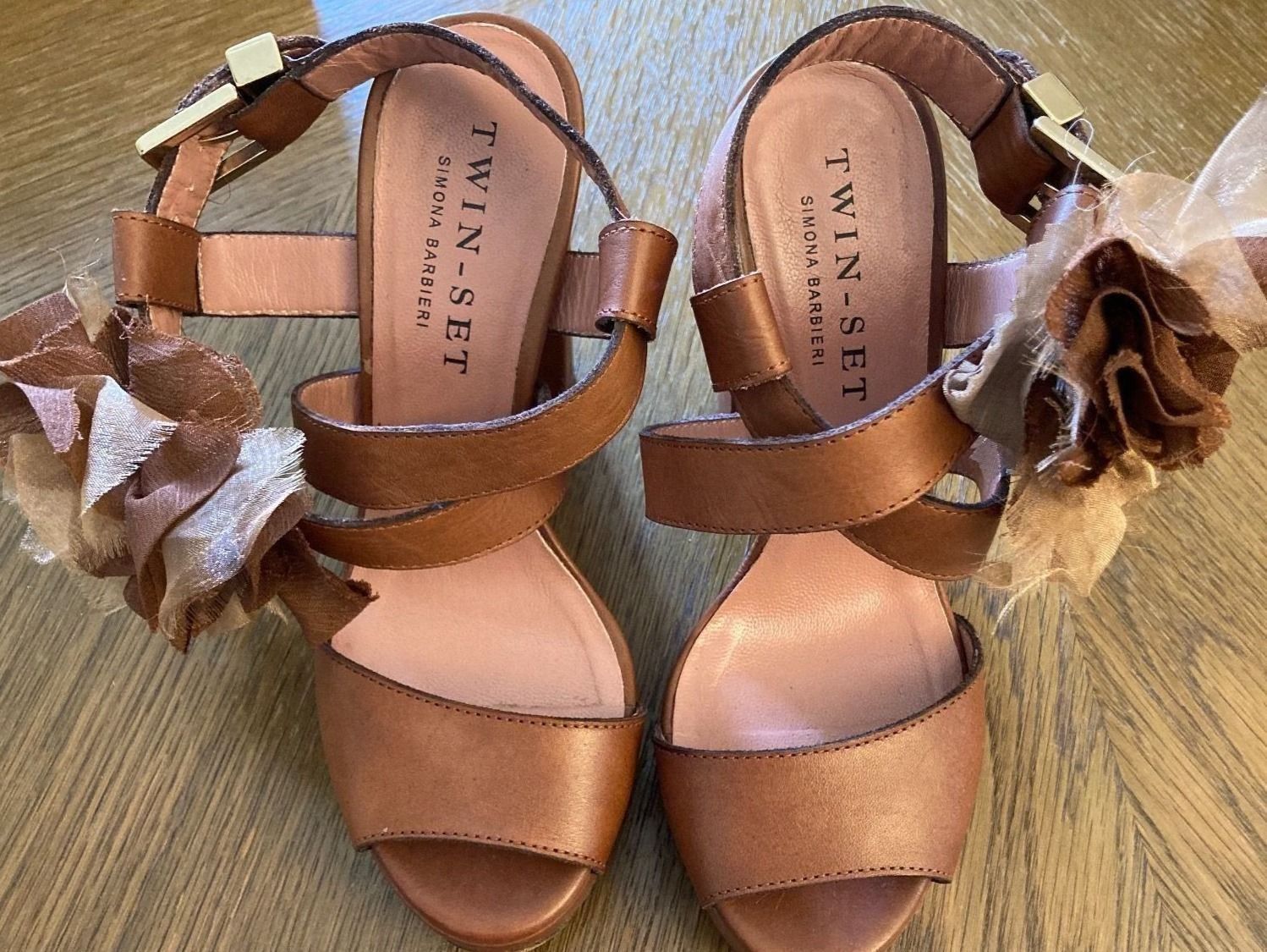 Twinset Scarpe da donna: Sandalen Twin Set Simona Barbieri, 36 – Usato da Luzern venduto da AM2nd