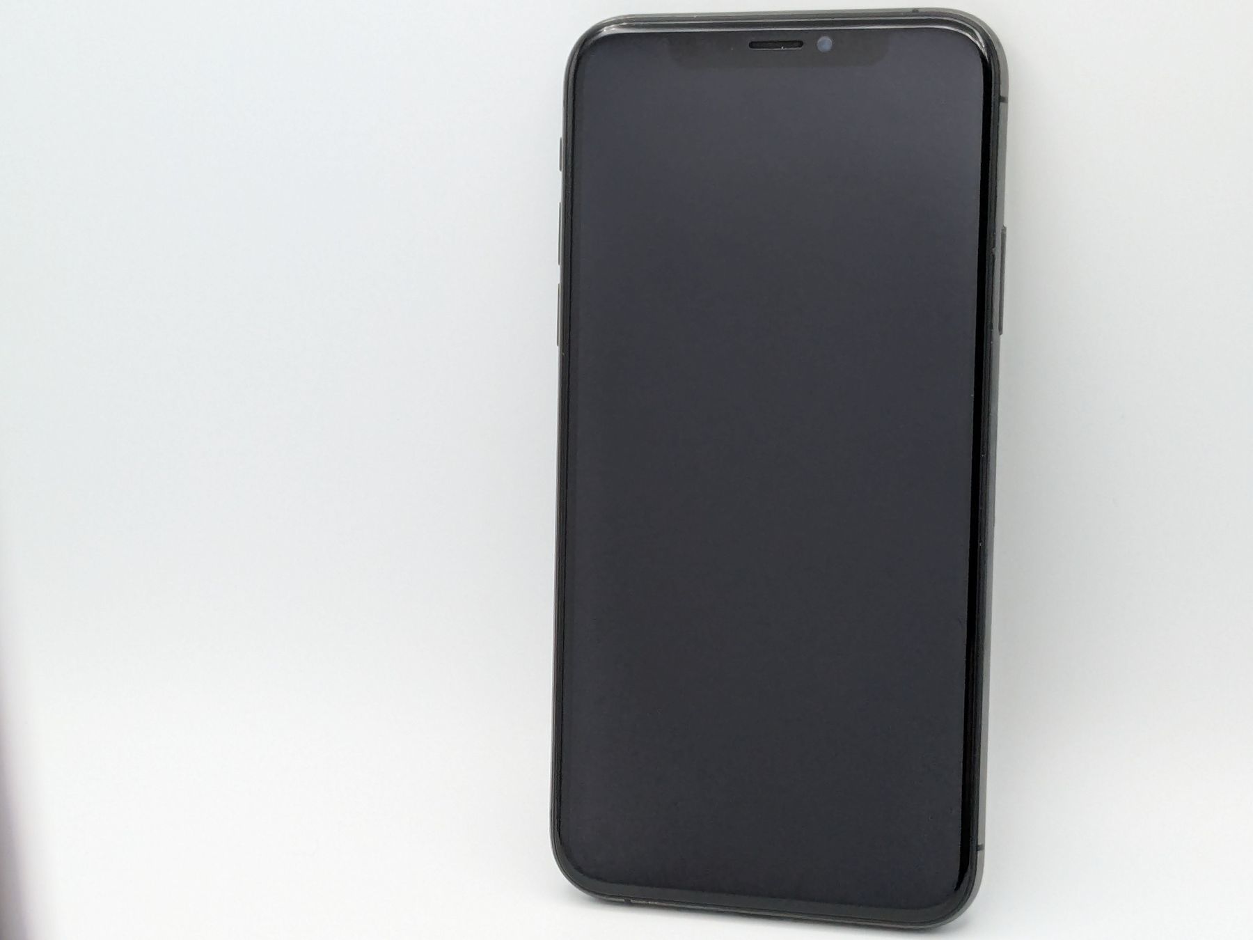 Apple Telefoni cellulari / Smartphones: Apple iPhone XS Smartphone Grey - Working with Defects – Usato da Grenchen venduto da gabifp 1