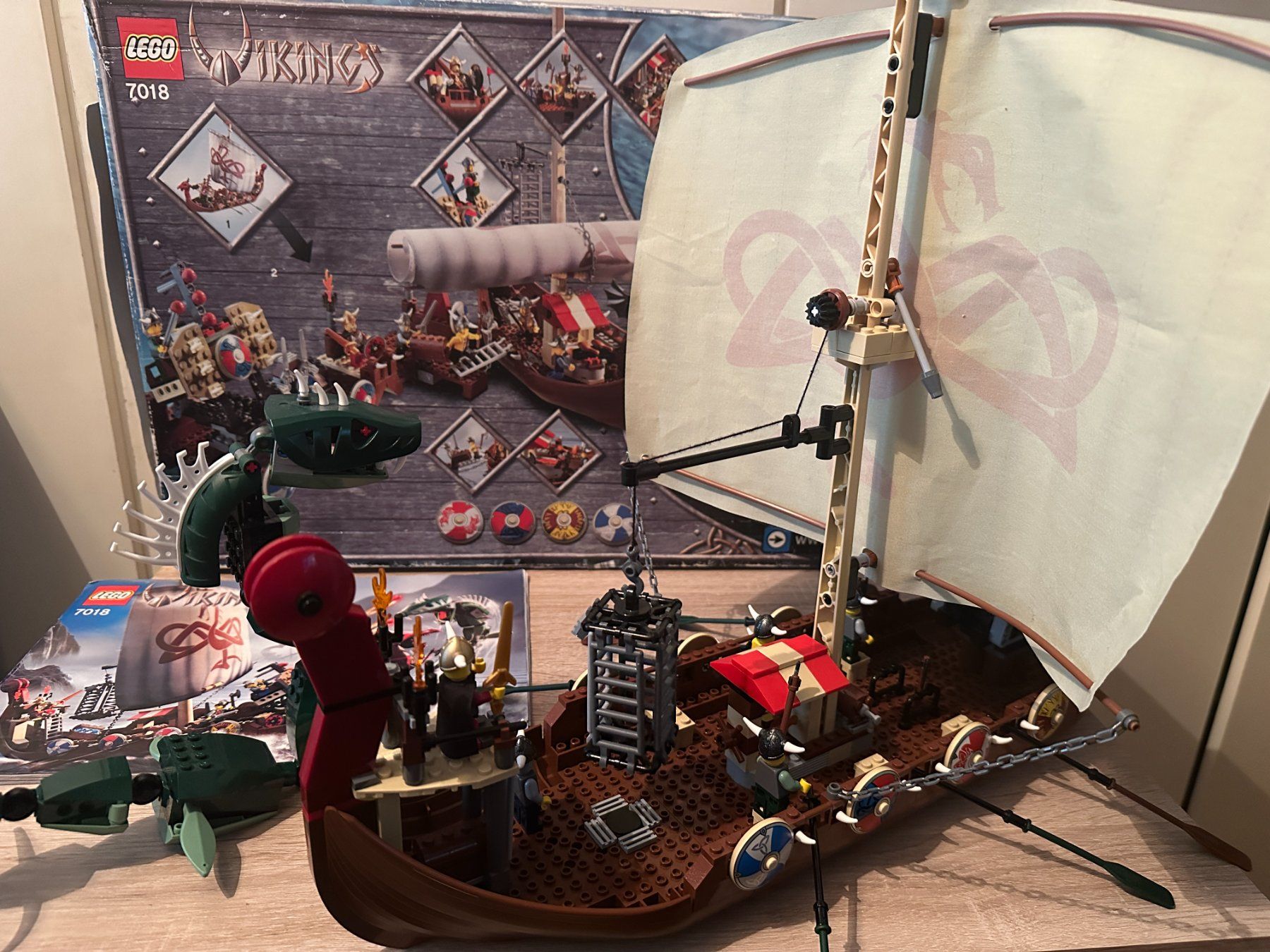 Lego Kit di costruzioni: LEGO 7018 Viking Ship challenges the Midgard Serpent – Usato da Basel venduto da Don-Angel 2