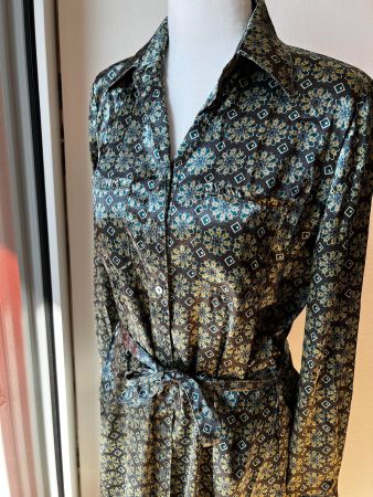 Kleid M