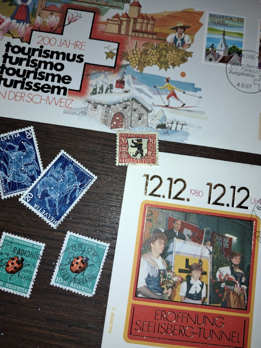 Tous les timbres: Briefmarken  Sammlung  – D'occasion à Kölliken par Upcycling-by-Mc-TAM 6