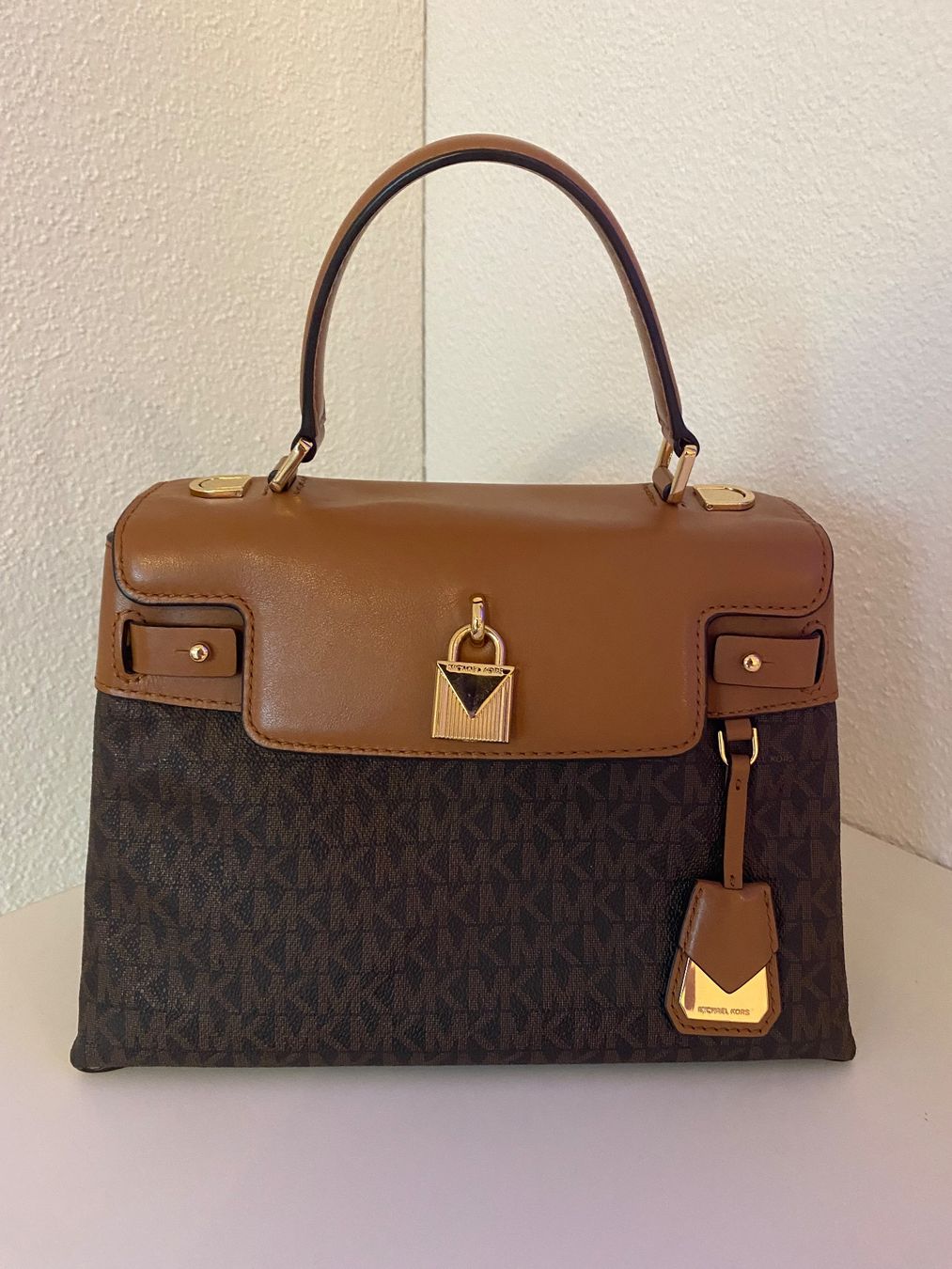 Michael Kors Borse da donna: Michael Kors Handtasche – Usato da Dübendorf venduto da fabiiisk