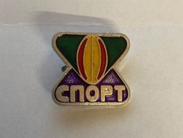 Badge épingle métal émaillé C.C.C.P. Sport vintage occasion