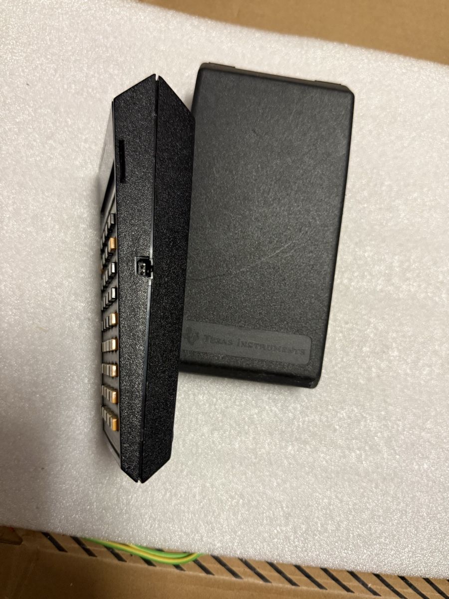 Texas Instruments Taschenrechner: Taschenrechner Texas Instruments Programmable 58 C – Gebraucht aus Oensingen von aziri123 1