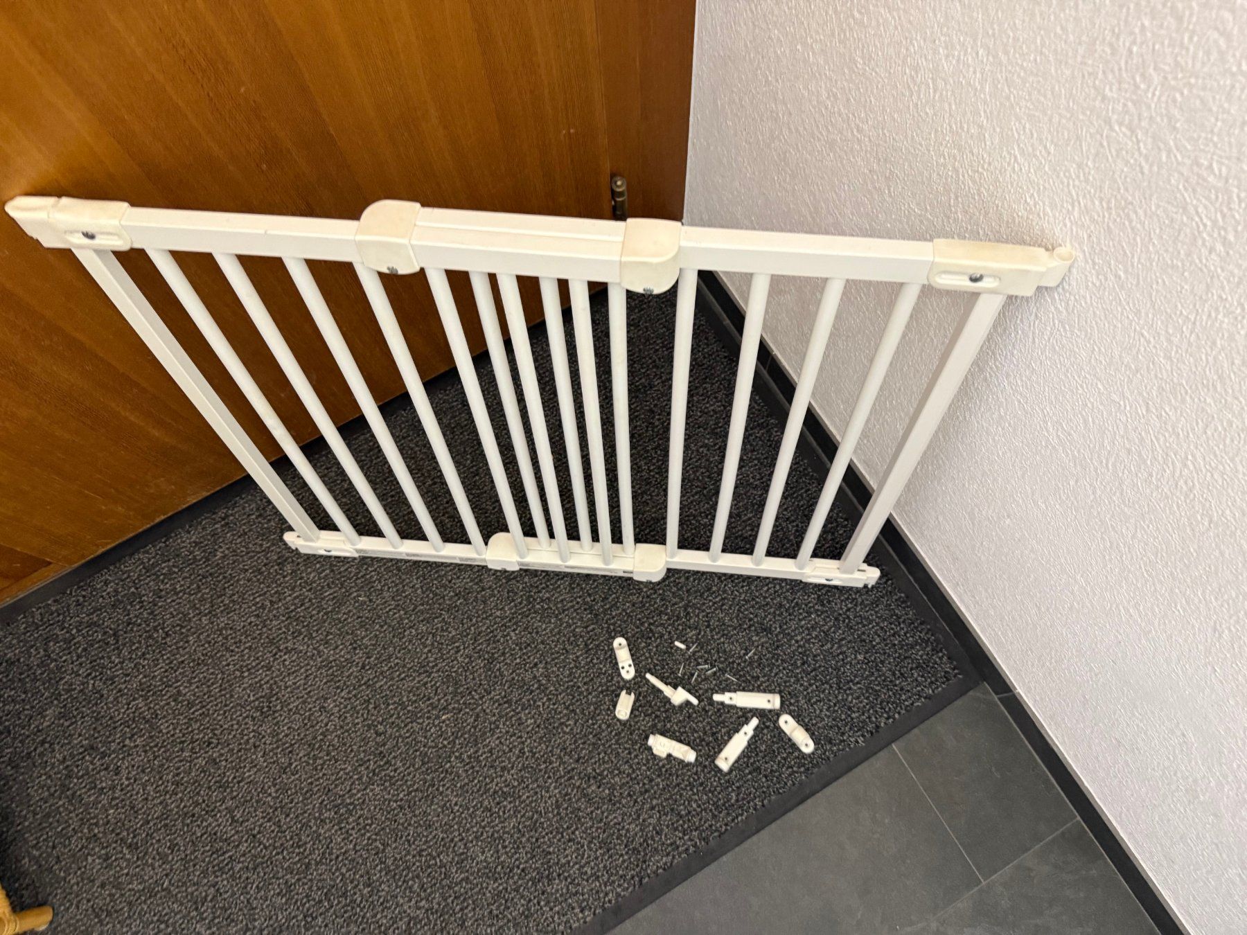 Ikea Sicherheit: IKEA Patrull Fast Treppenschutzgitter – Gebraucht aus Grüningen von mscheu 2