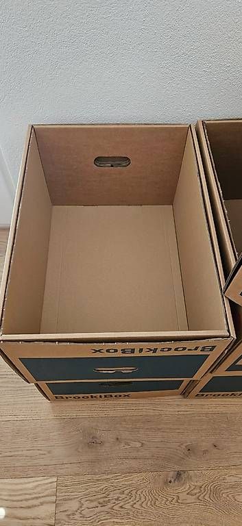 Cartoni: Grosse BrockiBox – Usato da Thierachern venduto da ukl 2