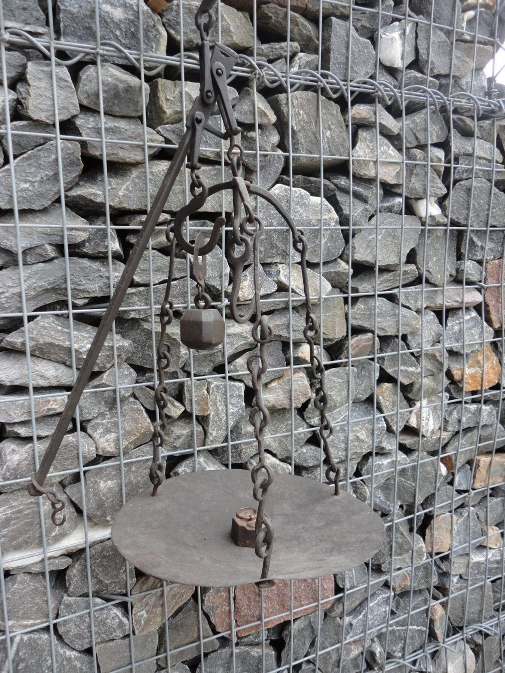 Bilance e pesi: Antike Waage aus Eisen – Usato da Summaprada venduto da nora014