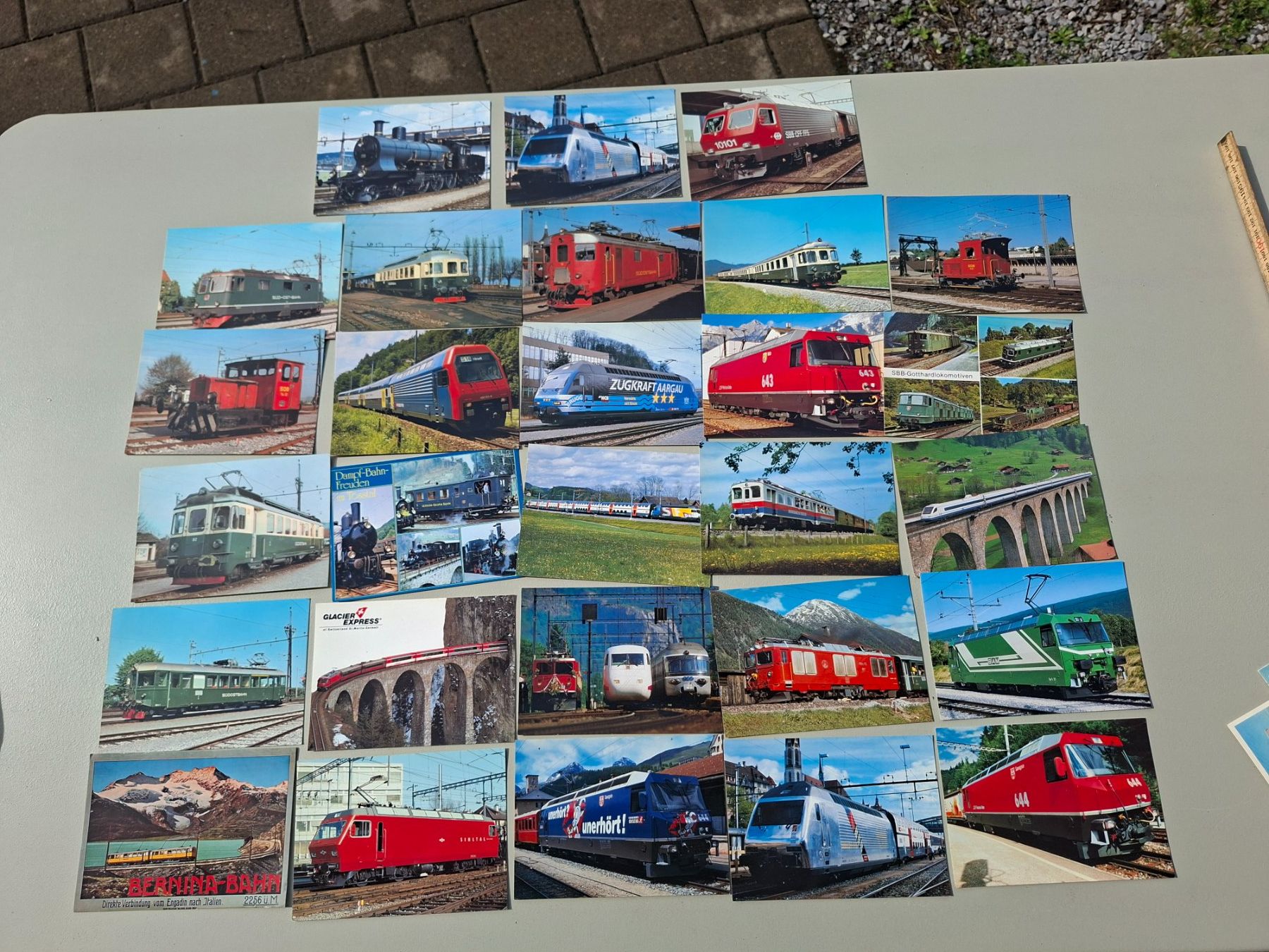 Cartoline postali: Set Eisenbahn Postkarten diverse Motive gebraucht – Usato da Schaffhausen venduto da meteor7