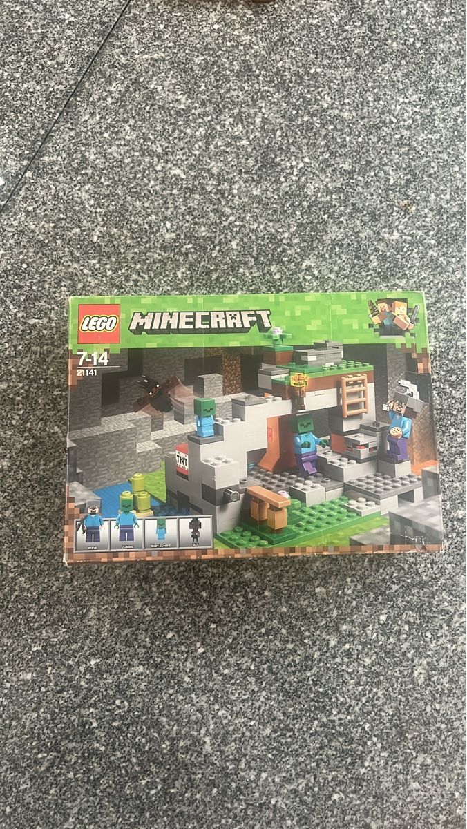 Lego Kit di costruzioni: LEGO Minecraft La Grotte 21141, jeu de construction – Usato da Lausanne venduto da sam_b96d