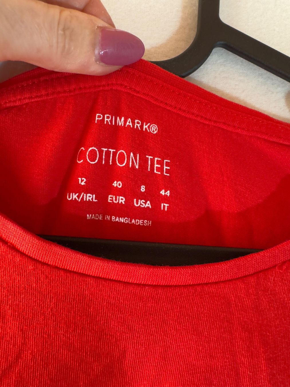 Primark T-shirt: Rotes T-Shirt von Primark Gr. 40 – Usato da Grosswangen venduto da second_hand_dress 1