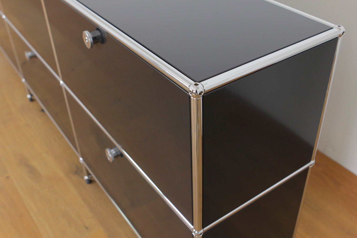 USM Scaffali: USM Haller Sideboard in Graphitschwarz #1177 – Usato da Affoltern am Albis venduto da ModulaireAG 1