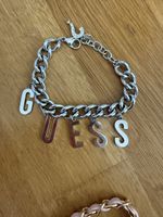 Guess Armband Silberfarben mit Buchstaben guter Zustand