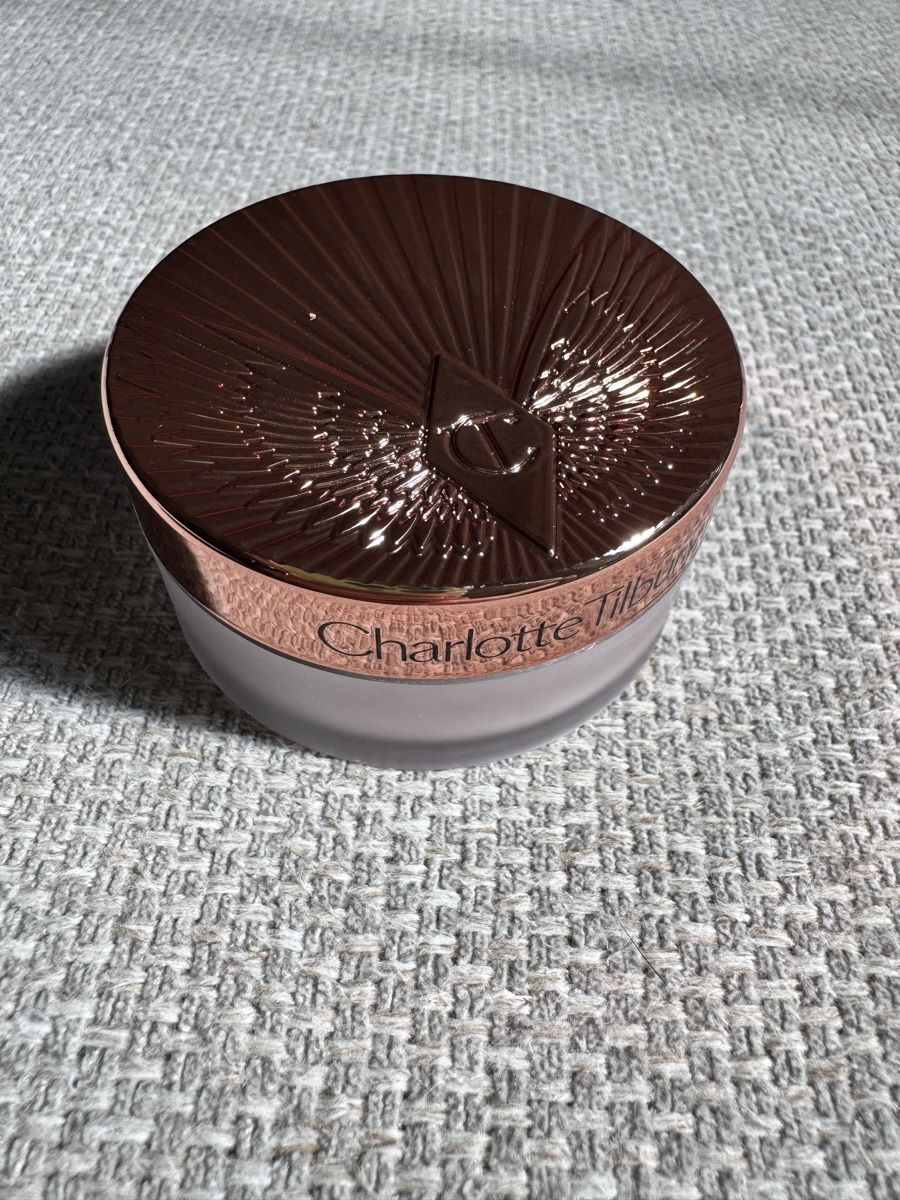 Charlotte Tilbury Make-up: Charlotte Tilbury Setting Powder Mini – Usato da Zürich venduto da MHW23