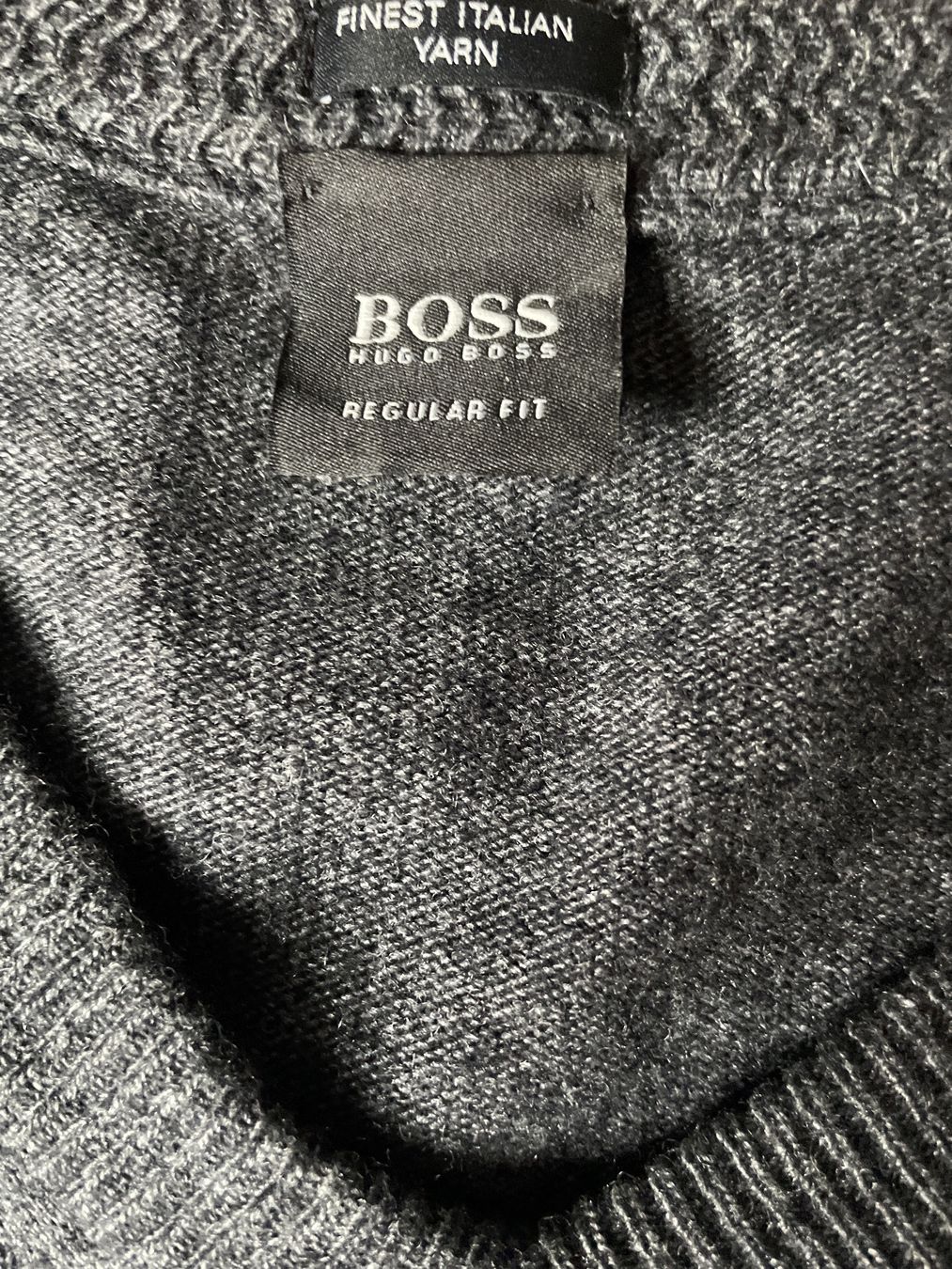 Hugo Boss Pullover & Sweatshirts: Pullover Boss Leinen Dunkel Grau – Gebraucht aus Capolago von LA.BOTTEGA 1