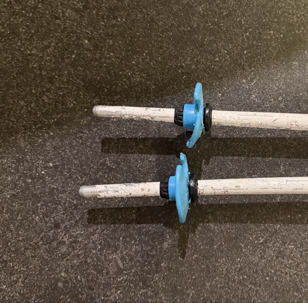 Head Skistöcke: Bâtons de ski HEAD Supershape, 105 cm – Gebraucht aus Prez-vers-Noréaz von Onicolet11 2