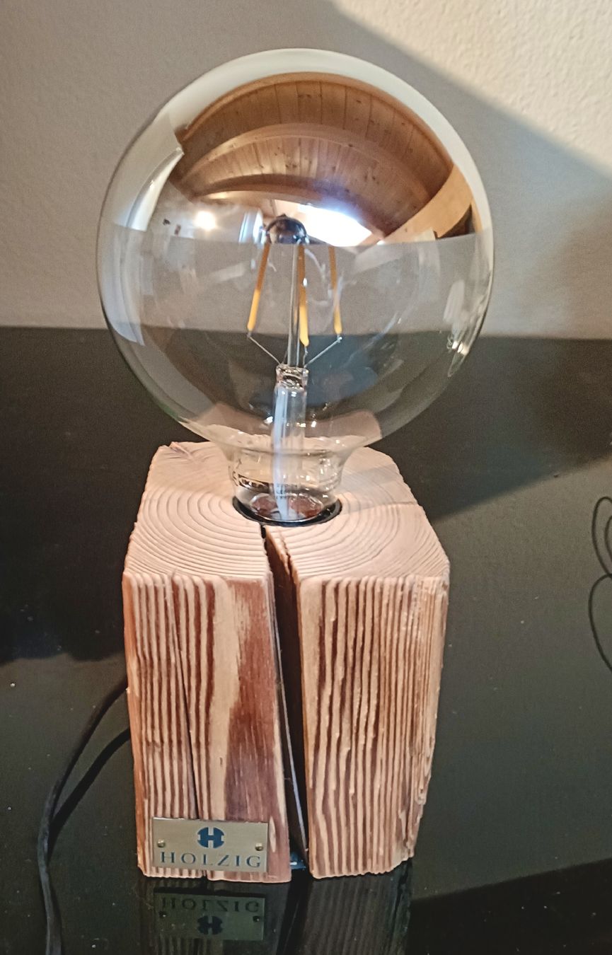 Lampade: tischlampe marke "holzig" max. 10W – Nuovo (secondo la descrizione) da Leissigen venduto da Gertsch_ 1