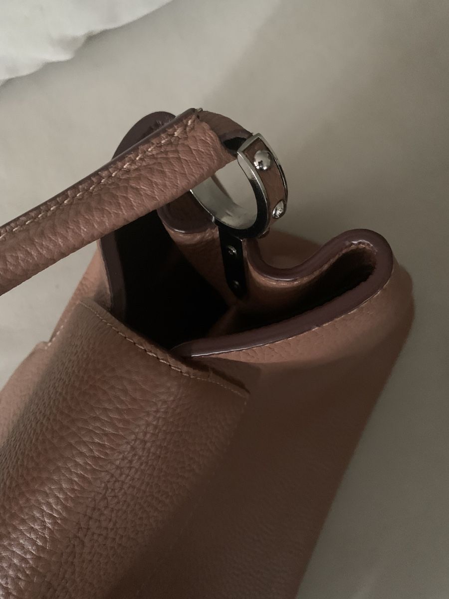 Louis Vuitton Taschen für Damen: Louis Vuitton Capucine Tasche – Gebraucht aus Bergdietikon von zor_856j 7