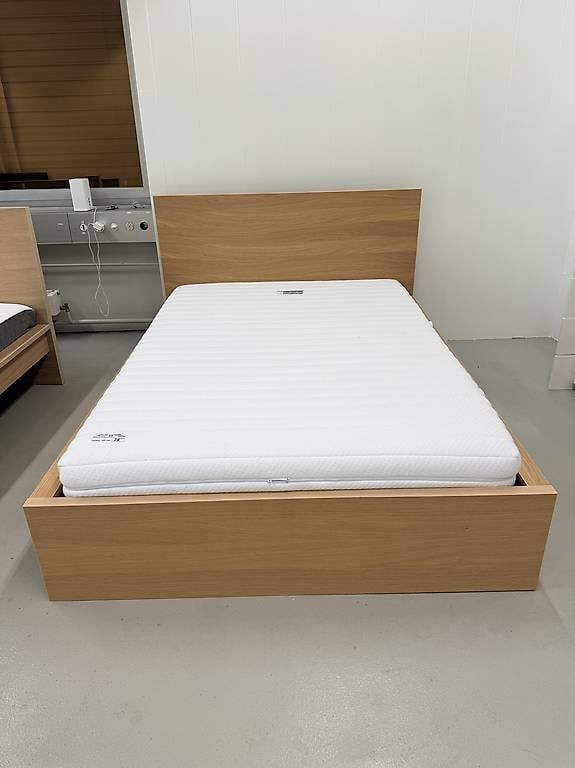 Micasa Letti: Lit complet avec matelas Micasa possible transport – Usato da Biel/Bienne venduto da secondstore 1
