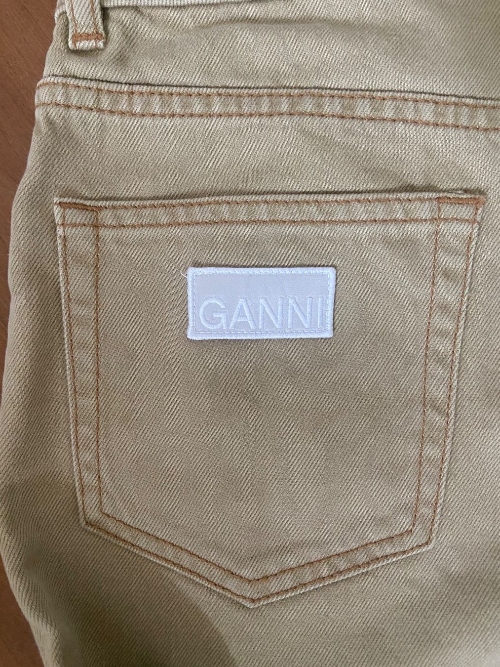 Jeans: Ganni Hose Grösse 25 – Usato da Winterthur venduto da mal_8f2x 1