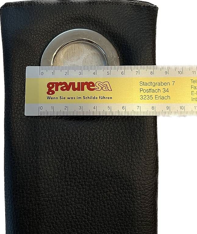 Staffe: Handyhalter Steckdose Handytasche Ladetasche Smartphone – Usato da Ehrendingen venduto da Veiga 2