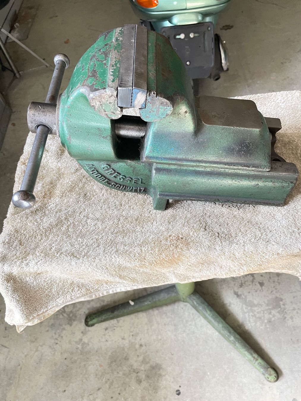 Gressel Alle Werkzeuge: Schraubstock Gressel 125mm Breite – Gebraucht aus Herbetswil von adobe326 2