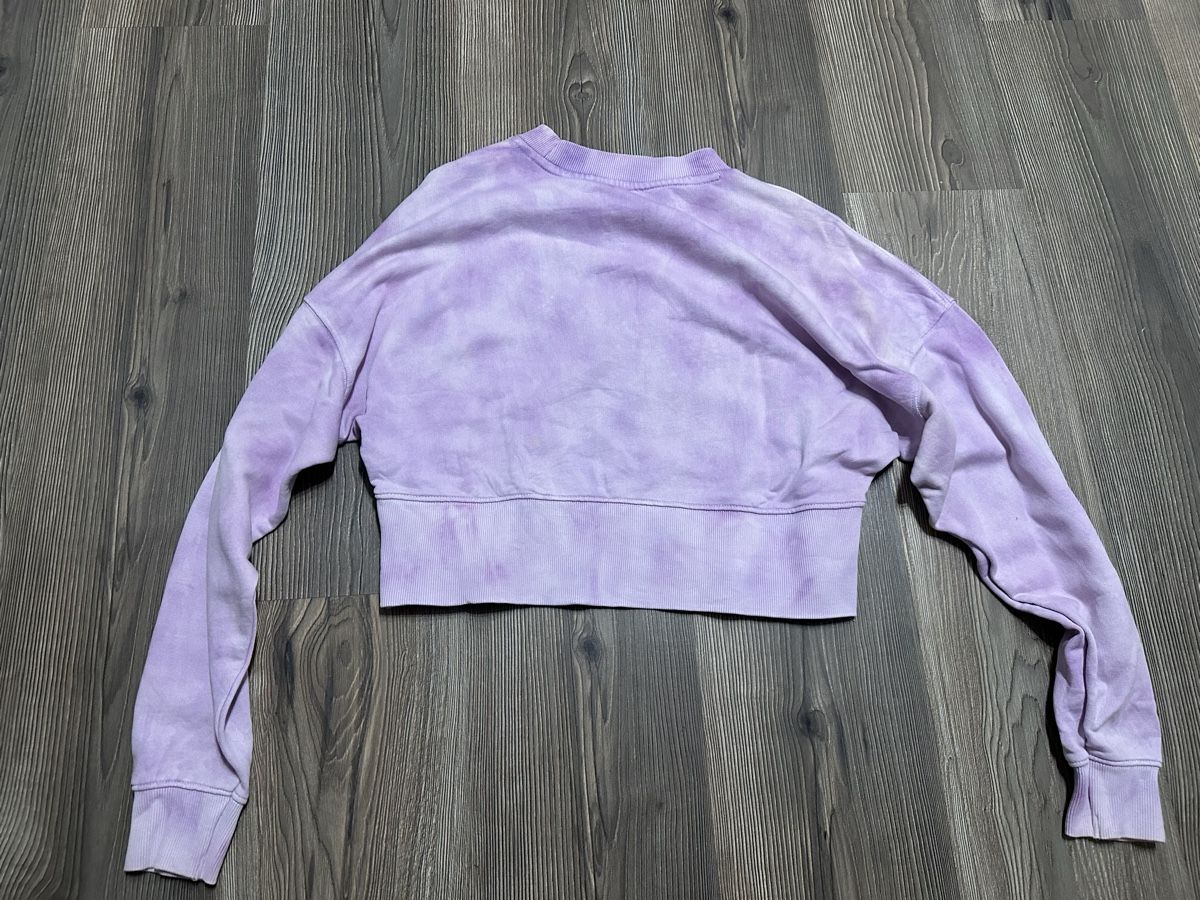 Guess Maglioni & Felpe: Guess Pullover Lila mit Strass, Gr. S - Neu! – Nuovo (secondo la descrizione) da Schaanwald venduto da ael248 3