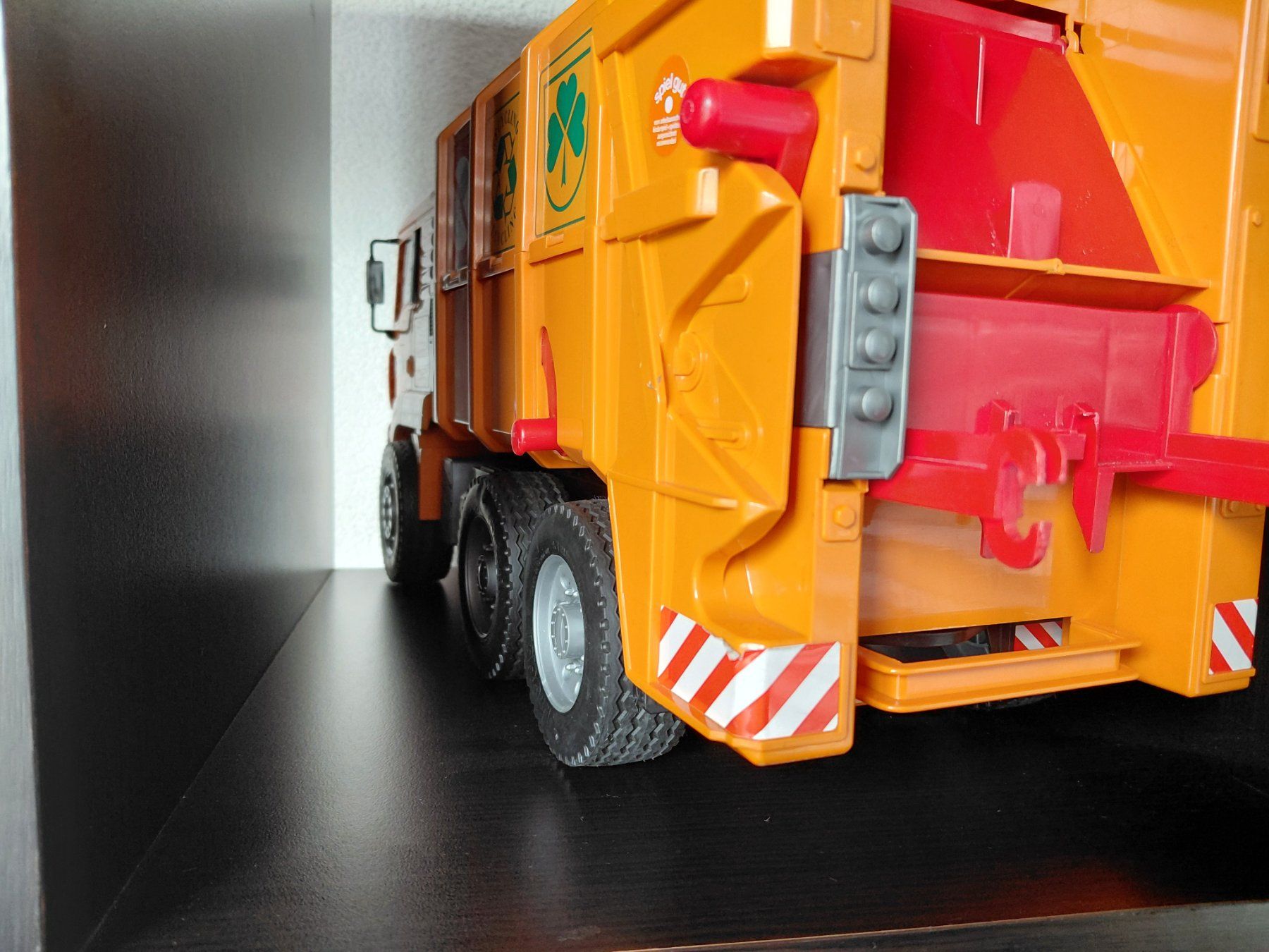 Bruder Giocattoli: Bruder Müllwagen – Usato da Linthal venduto da Suzan9 3