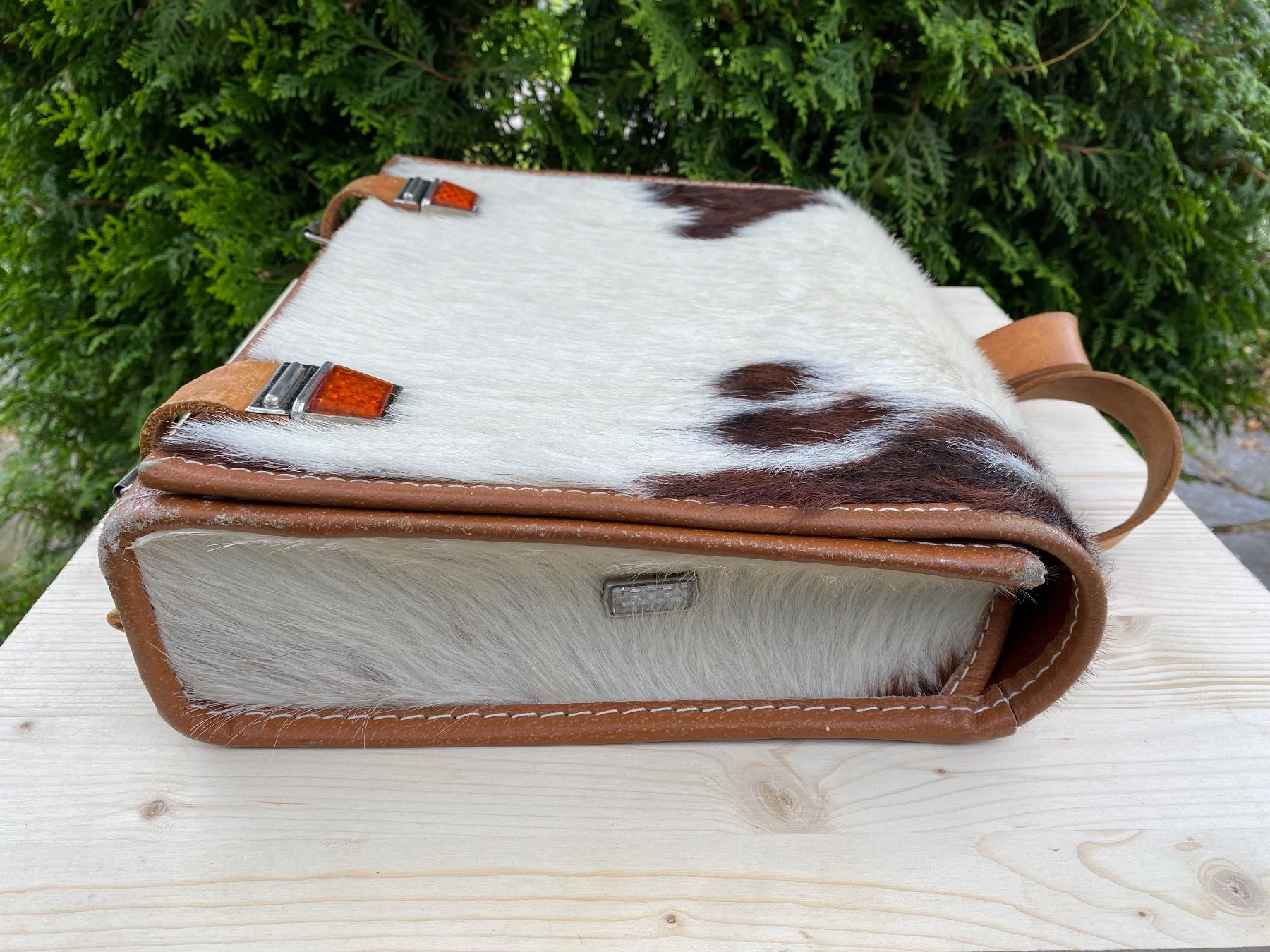 Rucksäcke: schöner Vintage Schulranzen mit Fell – Gebraucht aus Feldbach von Fea1 3