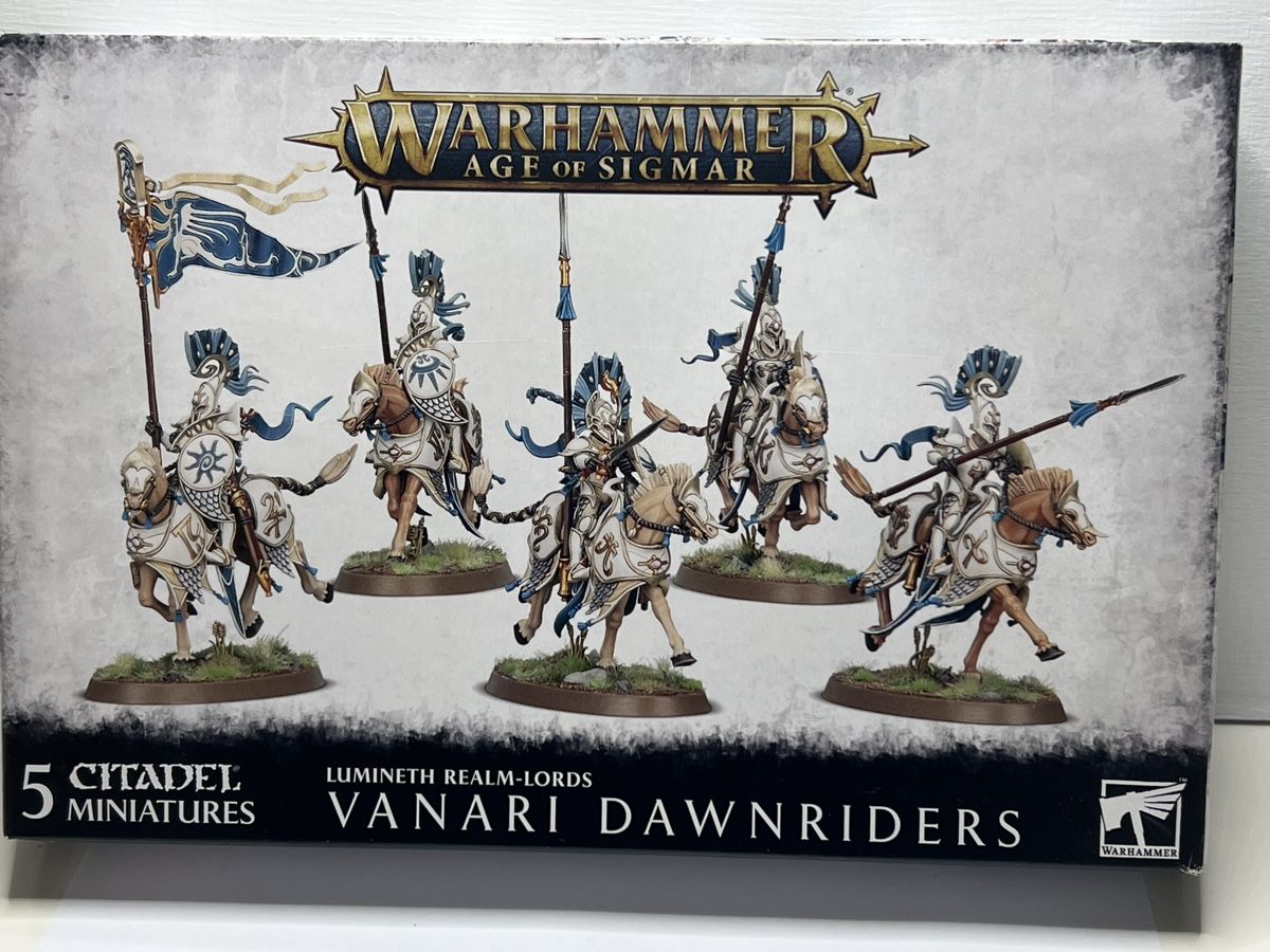 Kits de montage: Warhammer, AoS, Lumineth, Vanari Dawnriders – D'occasion à Villmergen par ZocoLoc