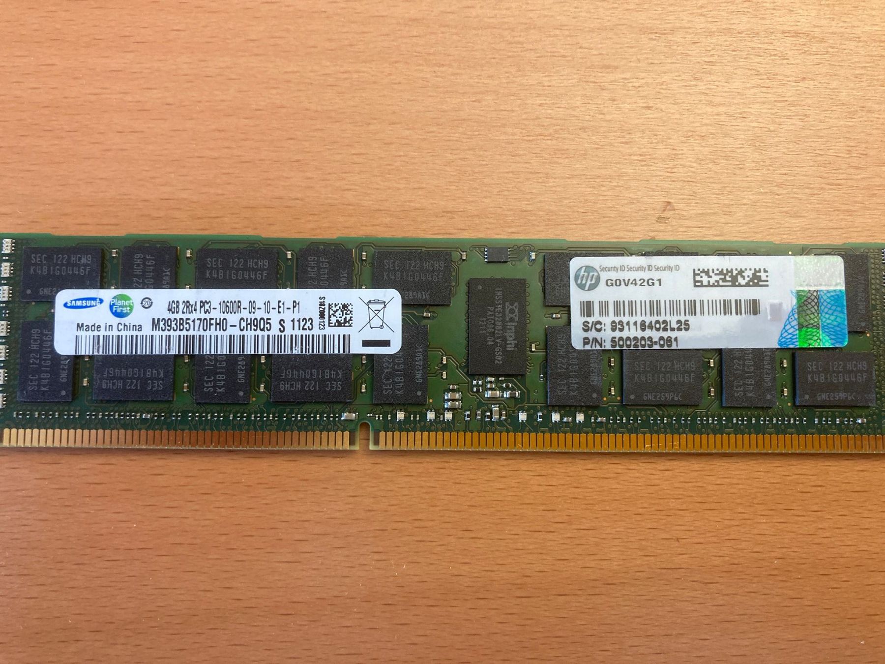 Samsung Server: Samsung 6x 4 GB DDR3 ECC Registered Server RAM 24GB Ram – Usato da St. Gallen venduto da Cellere_AG 1