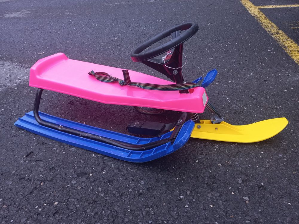 Schlitten Snowscooter Snowblade Snowracer | Kaufen auf Ricardo