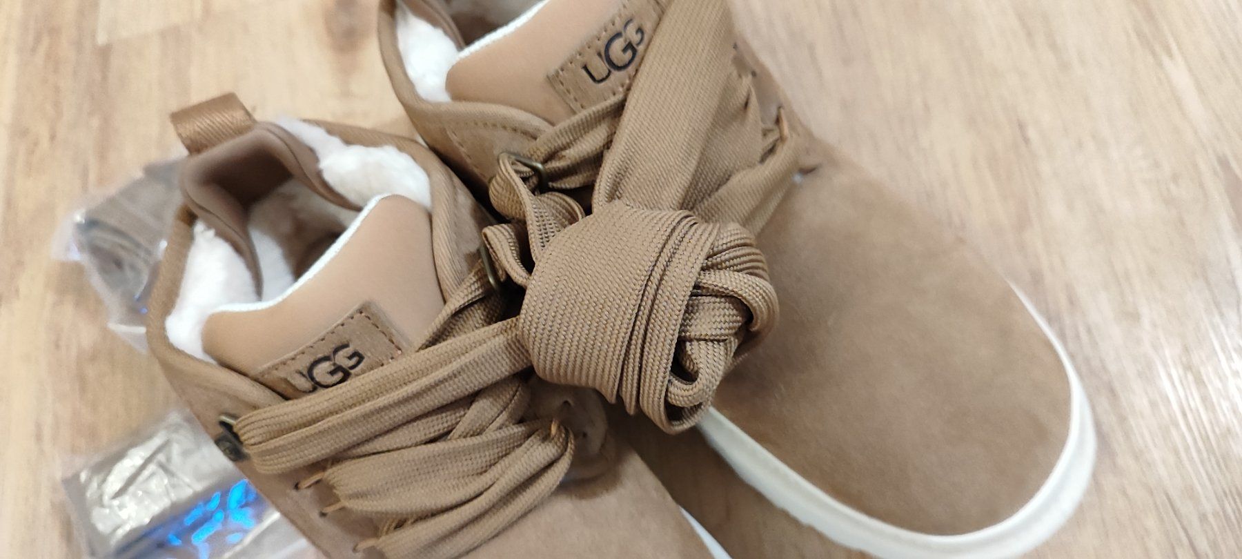 Ugg Chaussures hommes: UGG Schuhe – Neuf (Voir description) à Chur par djovanna